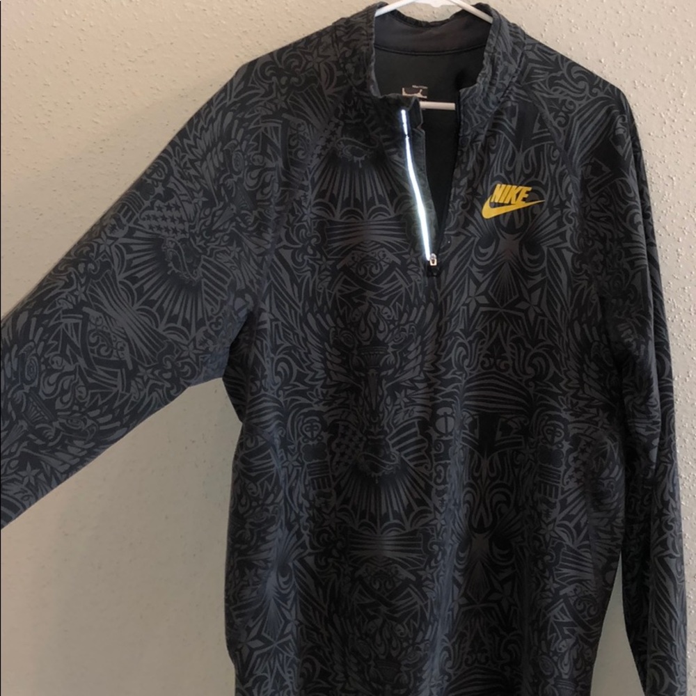 Men’s Nike FITDRY Quarter Zip